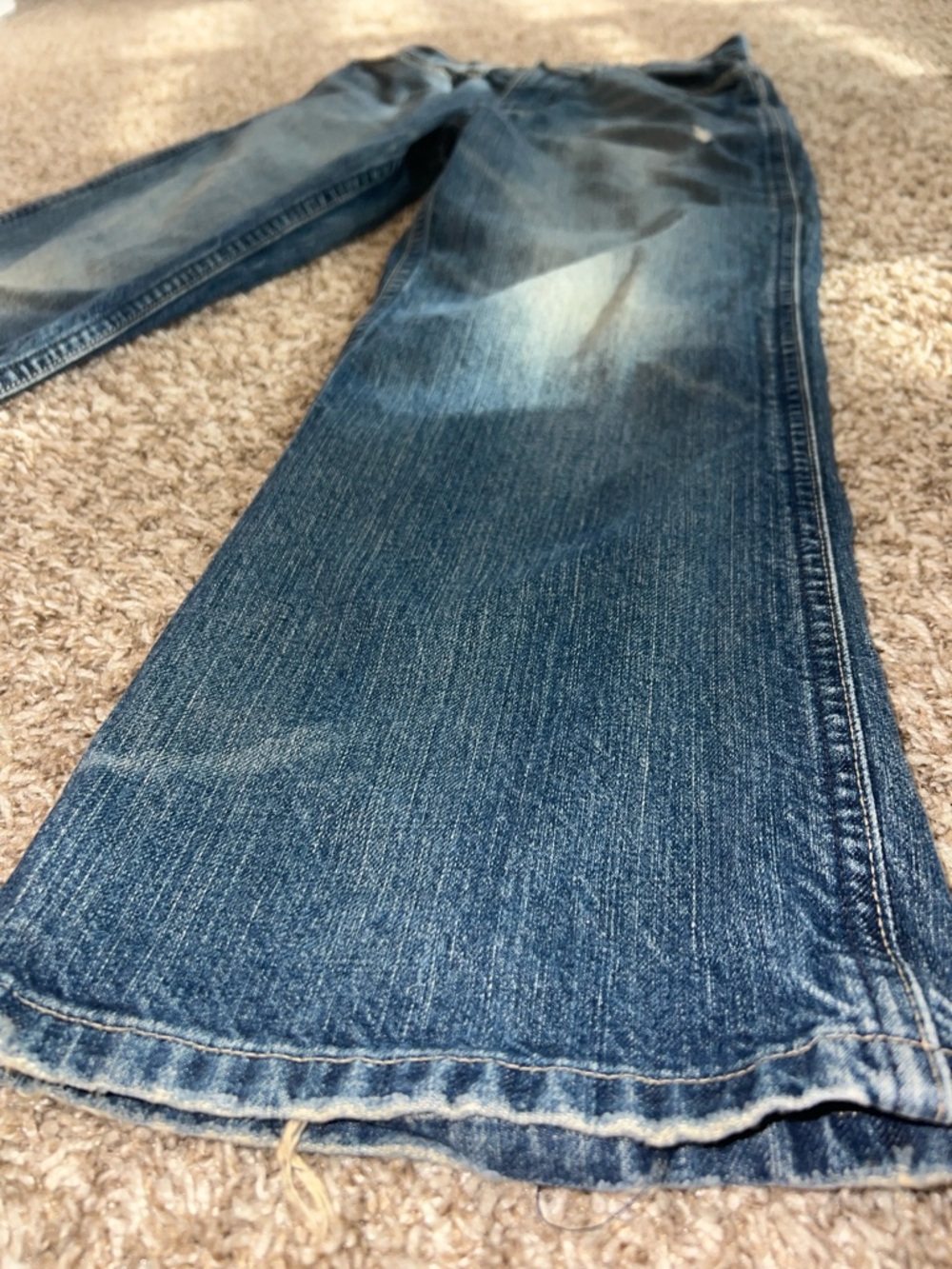 American Eagle Outfitters Young Men’s Washed Blue Jeans Loose Fit Sz 26/28 - Picture 6 of 9